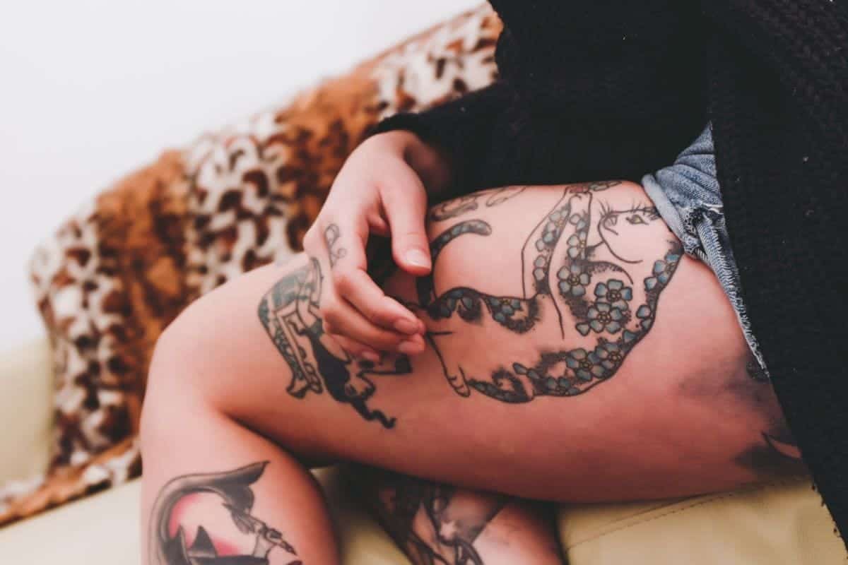 Tatuaje de Monmon Cat Florido 2 Gato Monmon Japones Tatuaje Caroli Dilli