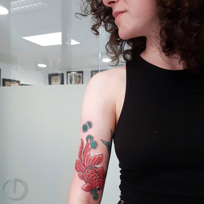 Tatuaje de pez dorado rojo - Tatuaje Antebrazo